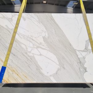 Calacatta Marble Polished Slabs (AC210573)
