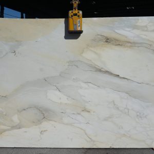 CALACATTA CREMO MARBLE POLISHED SLABS (AC36000)