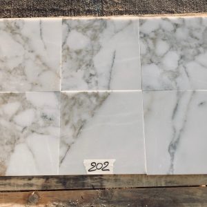 CALACATTA VAGLI GOLD POLISHED TILES (AC202)