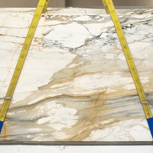 CALACATTA MACCHIA VECCHIA MARBLE HONED SLABS (AC138971)