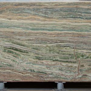 ONYX EMERALD POLISHED SLABS (AC1550)