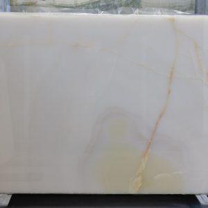 ONYX WHITE POLISHED SLABS (AC1423)