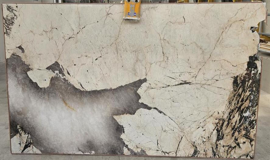 PATAGONIA GRANITE POLISHED SLABS (AC36103)