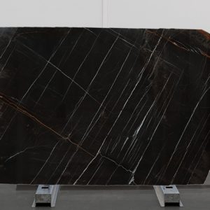 SAHARA NOIR MARBLE POLISHED SLABS (AC058524)
