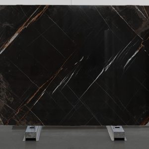SAHARA NOIR MARBLE POLISHED SLABS (AC058624)