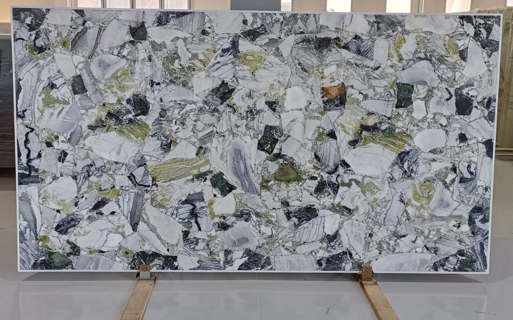 WHITE BEAUTY MARBLE POLISHED SLABS (AC875)