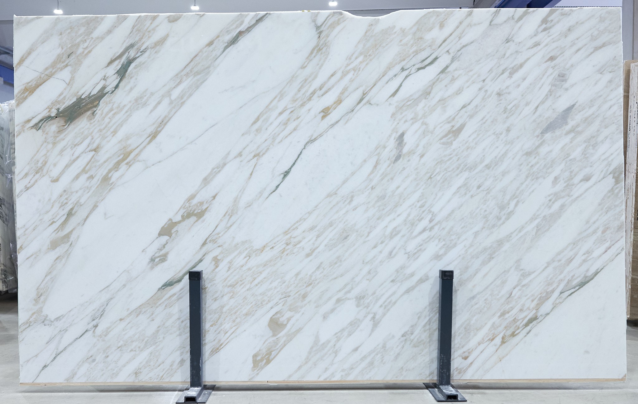 CALACATTA VAGLI GOLD MARBLE POLISHED SLABS (AC307891) – Bild 2