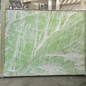 ONYX GREEN POLISHED SLABS (AC15526)