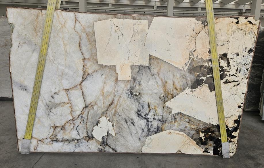 PATAGONIA GRANITE POLISHED SLABS (AC36538)