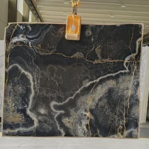 ONYX BLACK POLISHED SLABS (AC30674)
